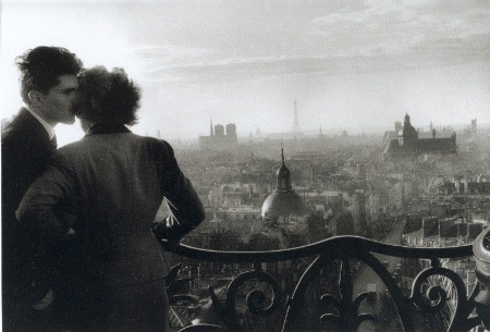Les amoureux de la Bastille, Paris, 1957